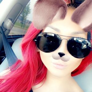 Meet your Posher, Jenny